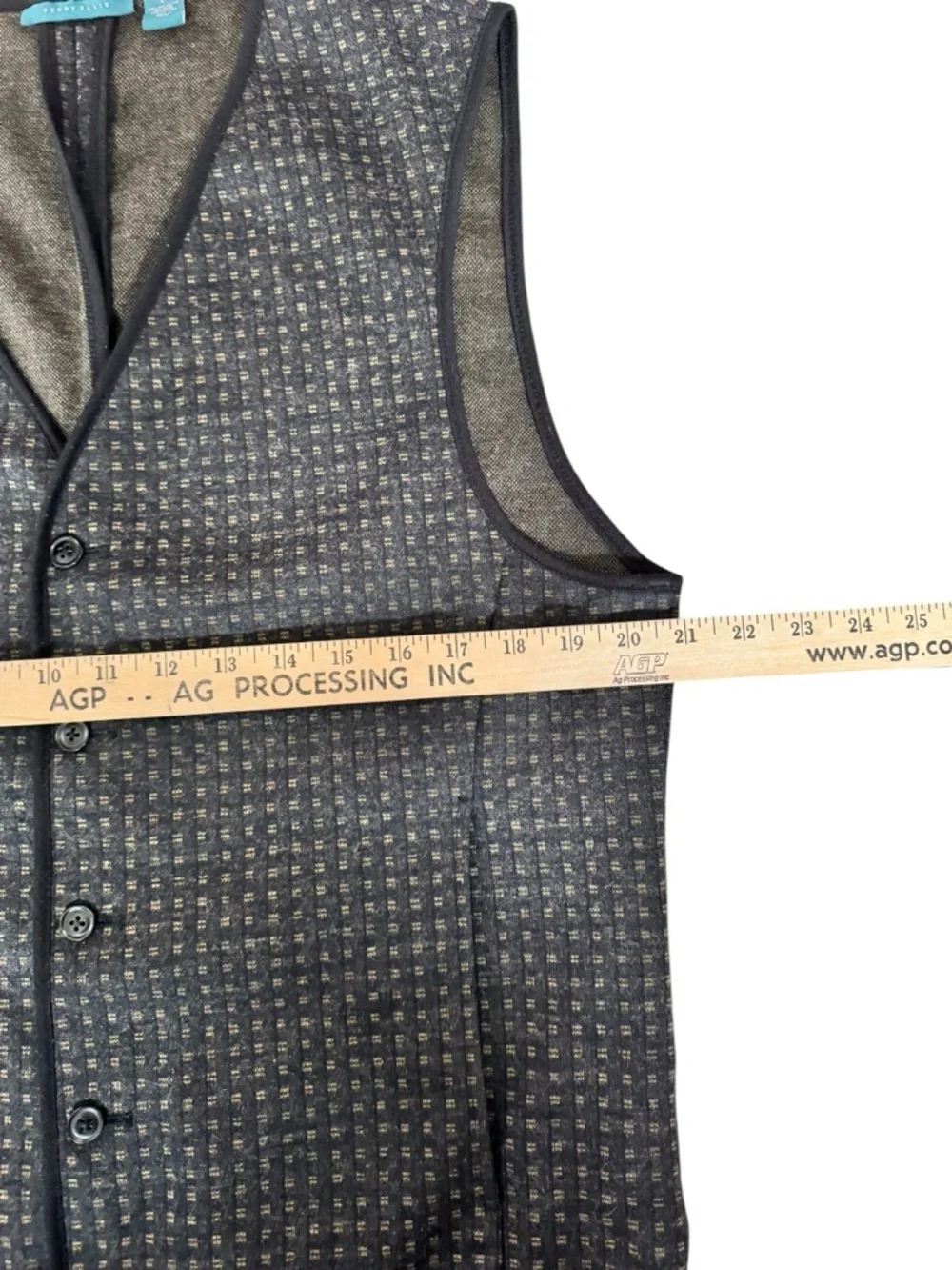 Perry Ellis classic elevated